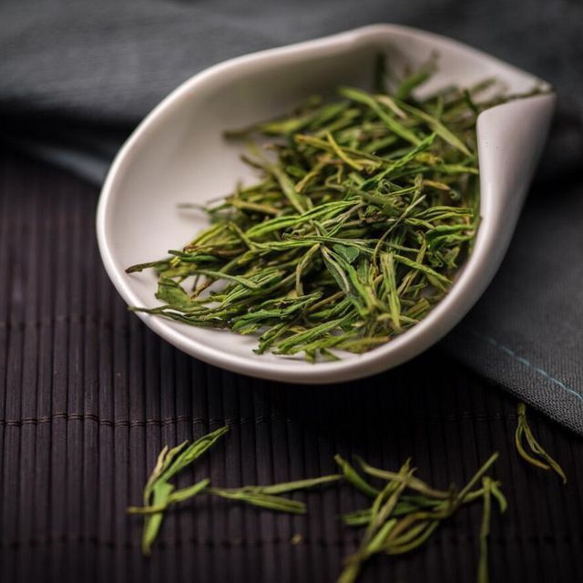 green-tea-leaves.jpg